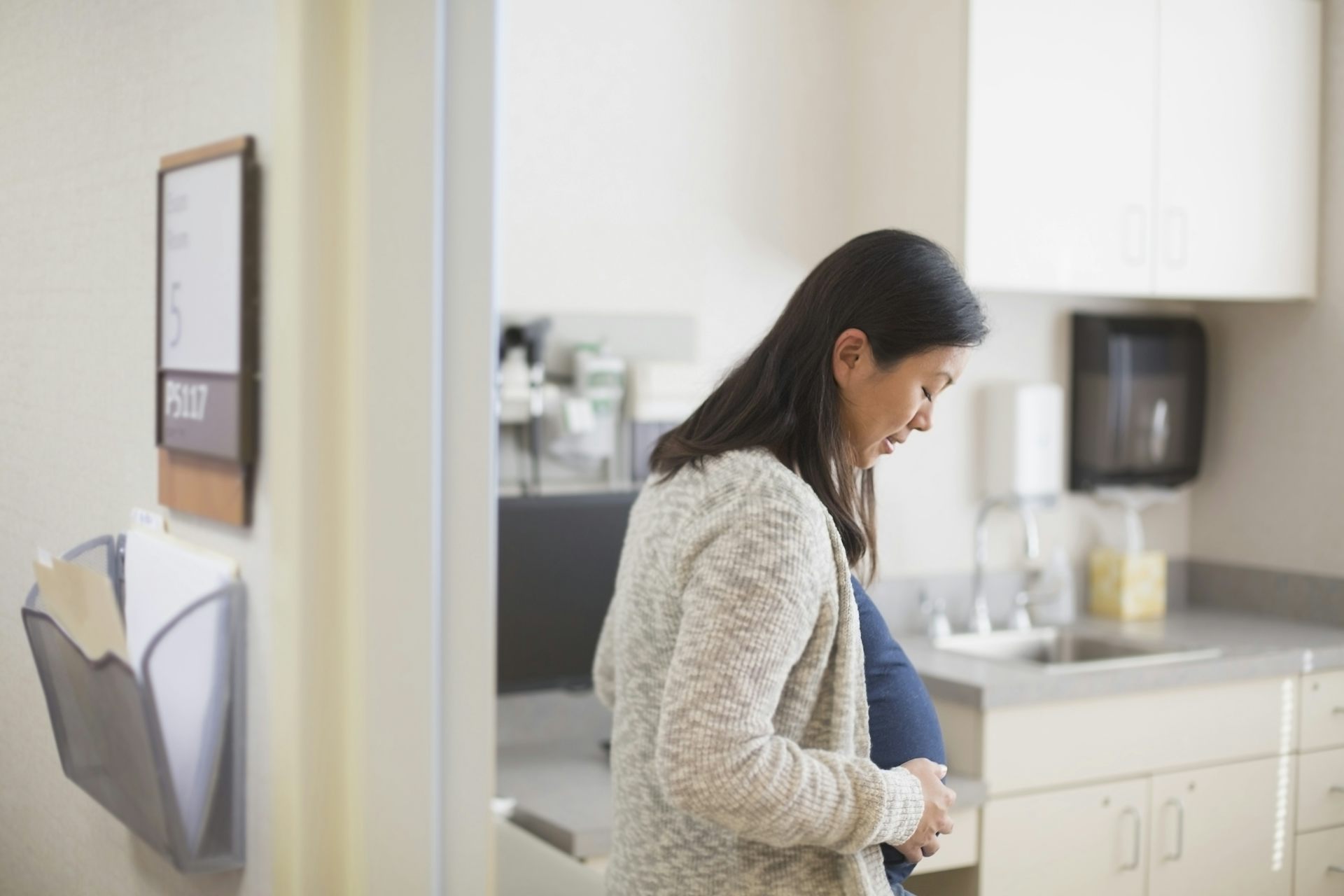 CMV infection can pass from mother to baby during pregnancy. Here’s how to prevent it