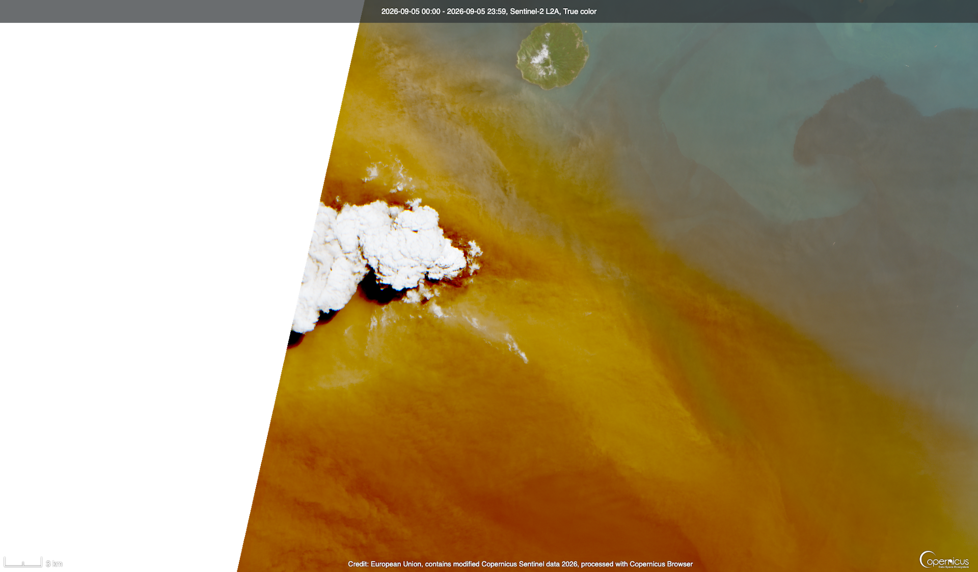 Satellite image of Anak Krakatoa erupting.