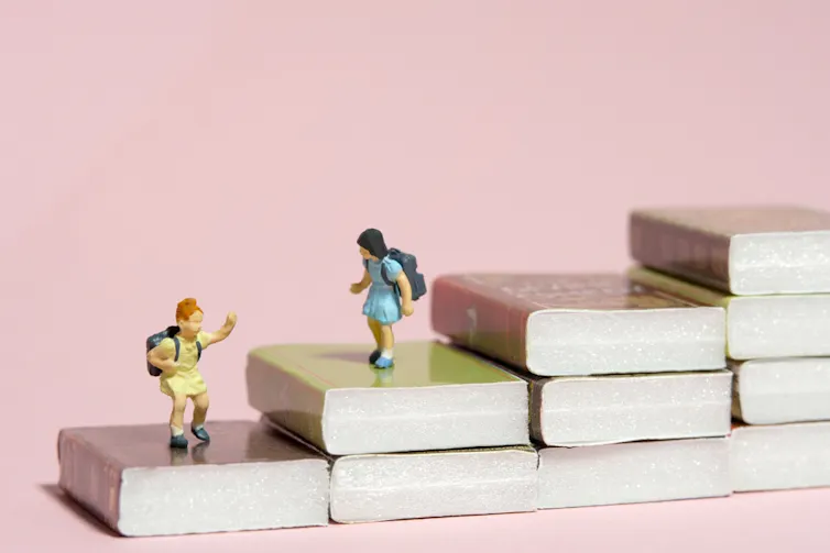Un podium fait de livres