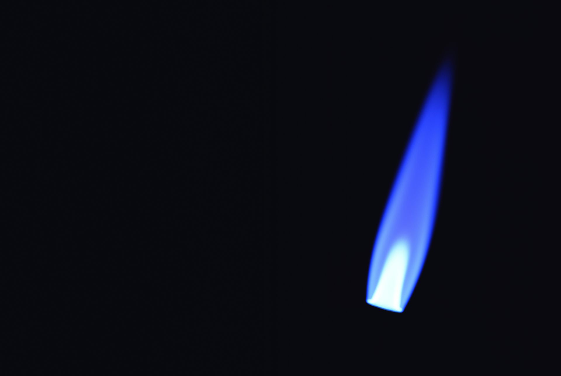 blue flame, natural gas.