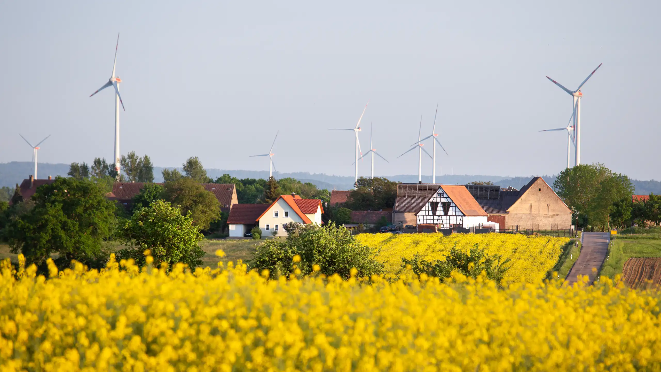 Dans le cadre de la transition énergétique, l'Allemagne poursuit l’objectif de dédier 2% de son territoire à l’éolien terrestre d’ici 2032.