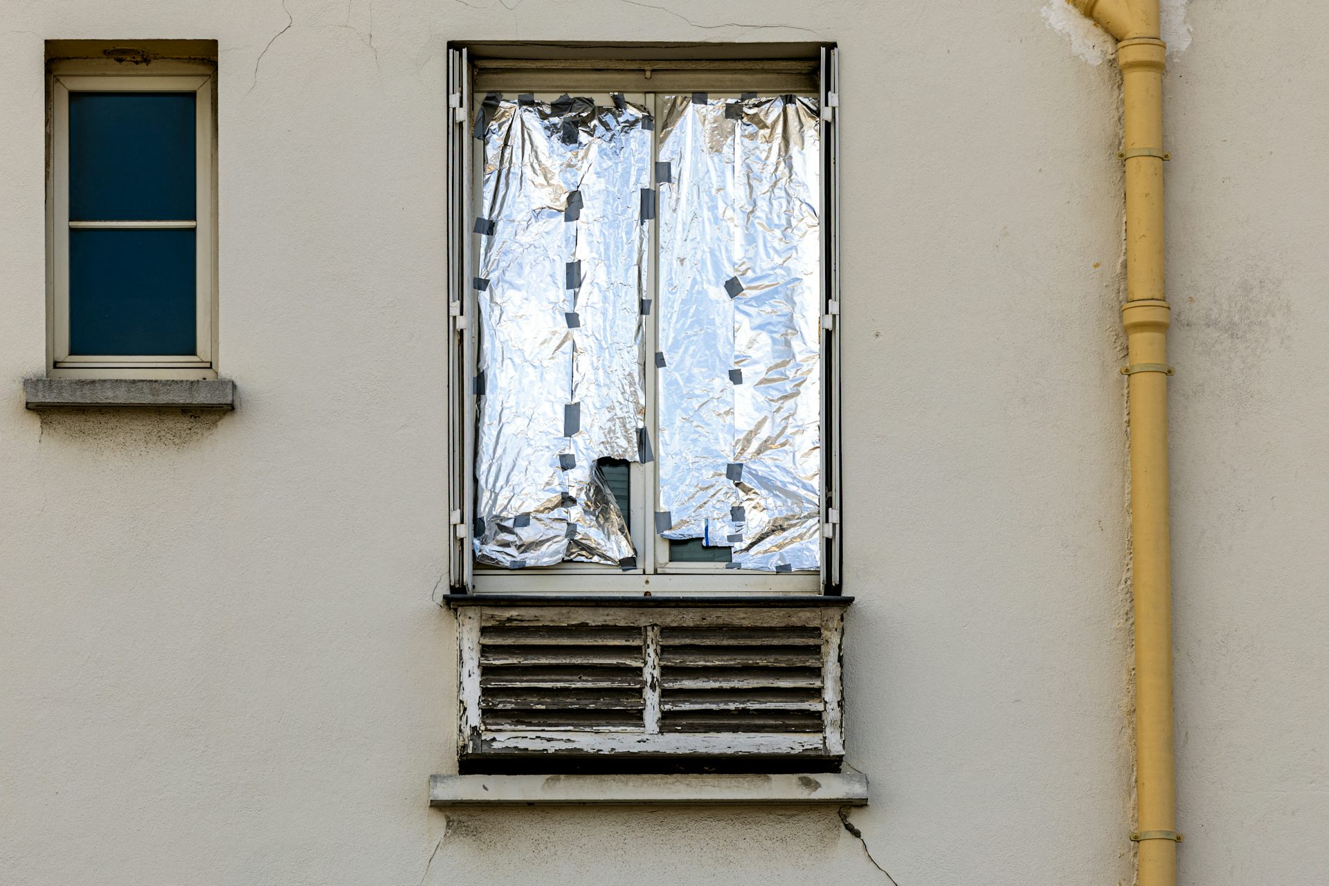 Vue extérieure de la fenêtre.