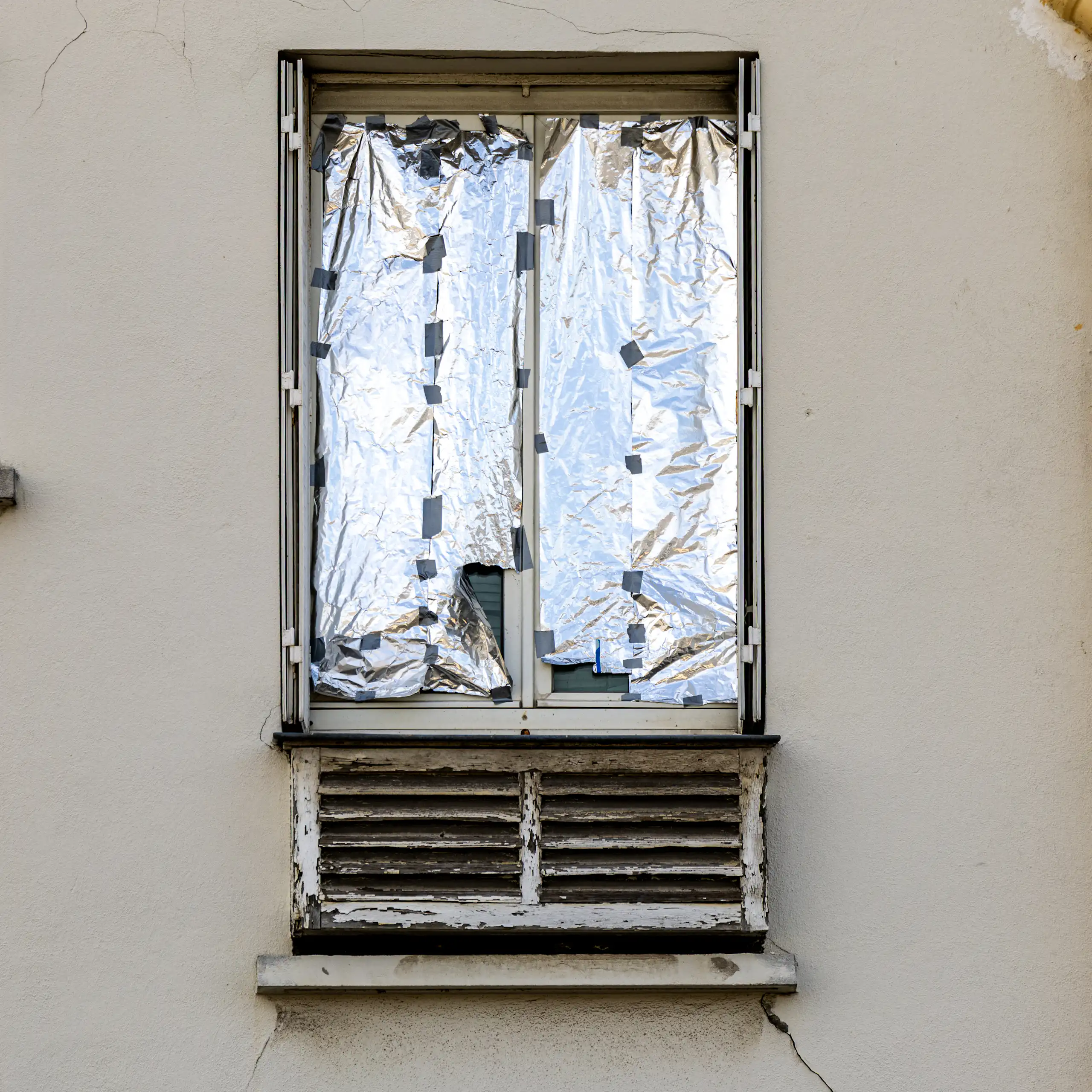 Vue extérieure de la fenêtre.