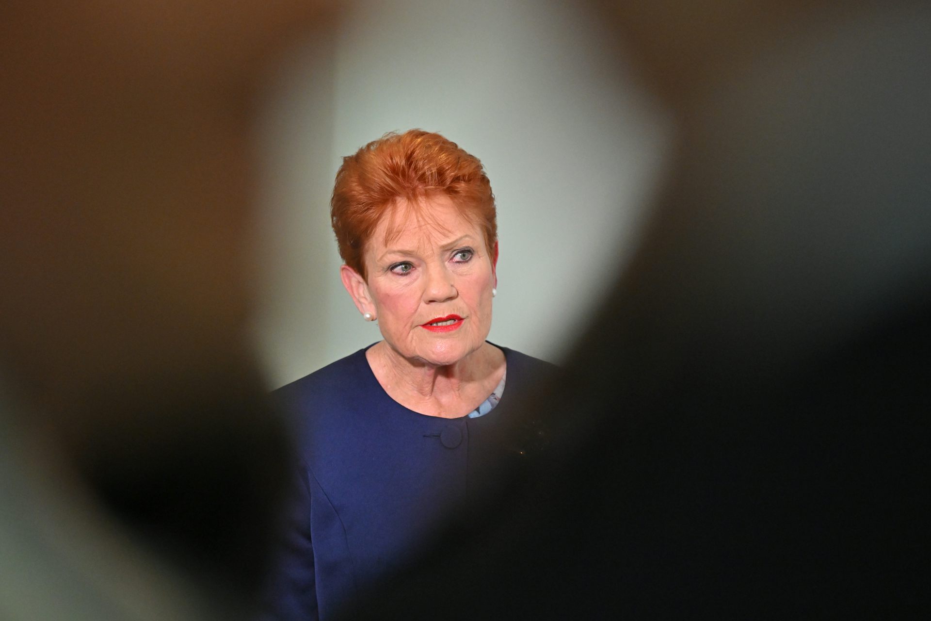 Hanson’s personal attacks and offensive comments are straight out of the populist playbook. But they come with risks