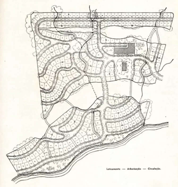 Mapa mostra planta de cidade com curvas sinuosas