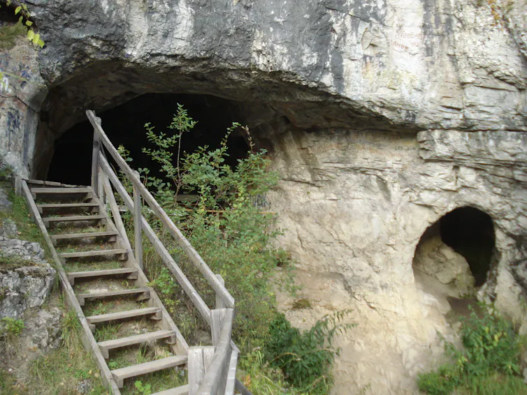 Denisova cave