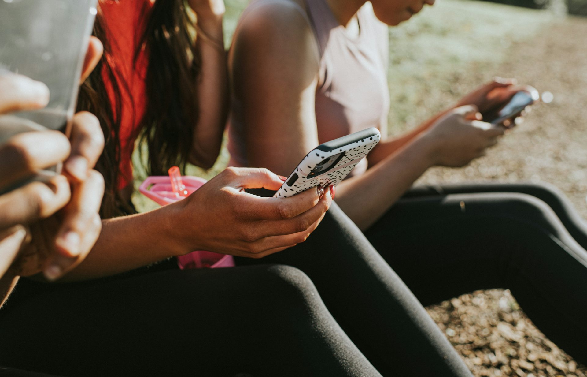 Fit, thin, curvy and toned: the contradictory body ideals young NZ women face online