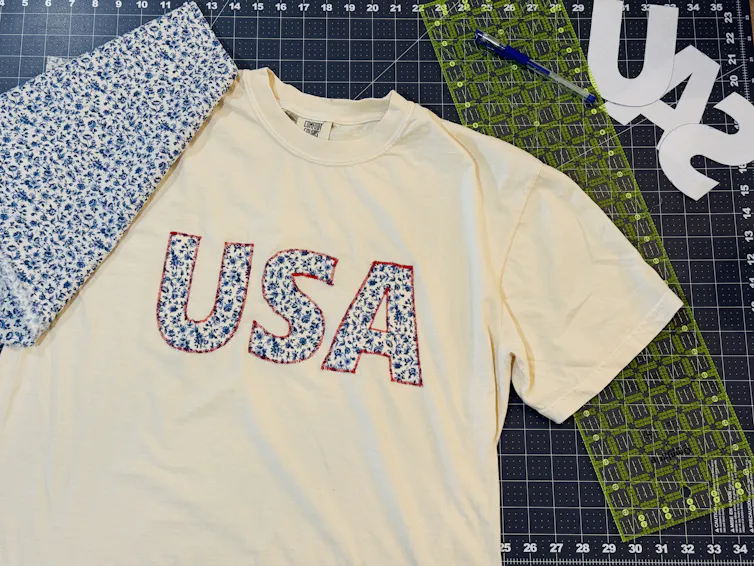 Upcyling a T-shirt