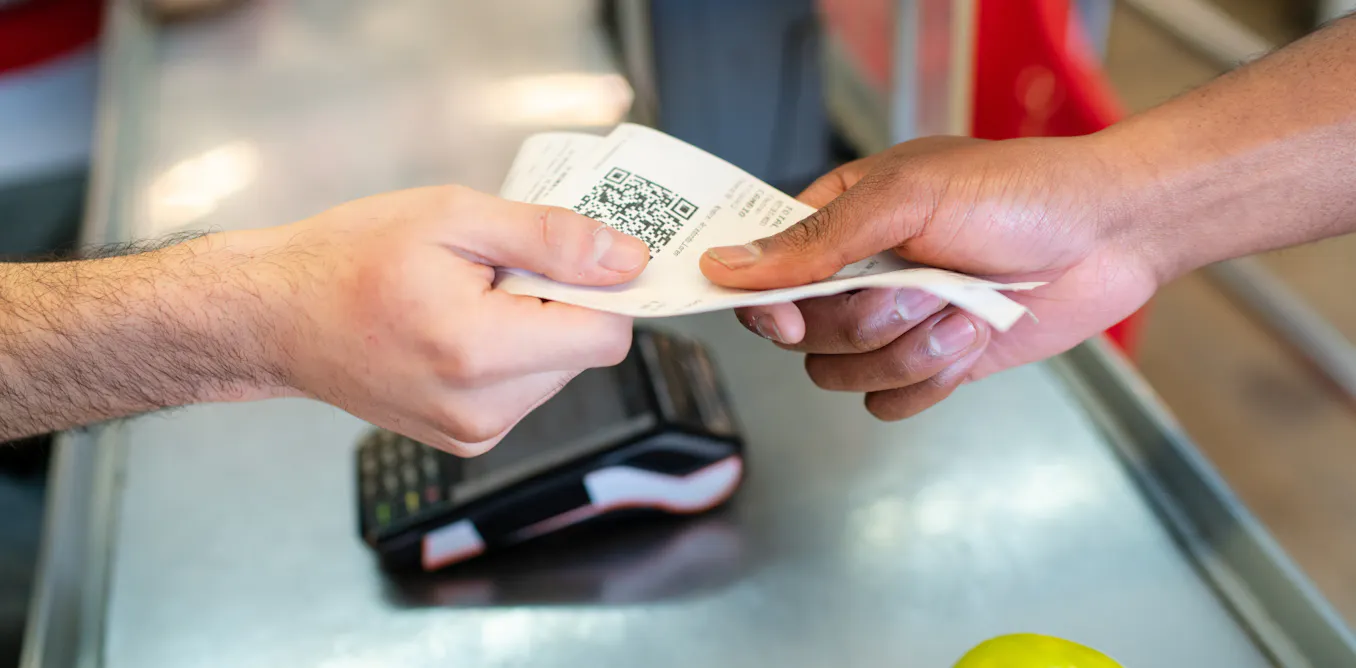 Are there toxic chemicals in your grocery store receipt?