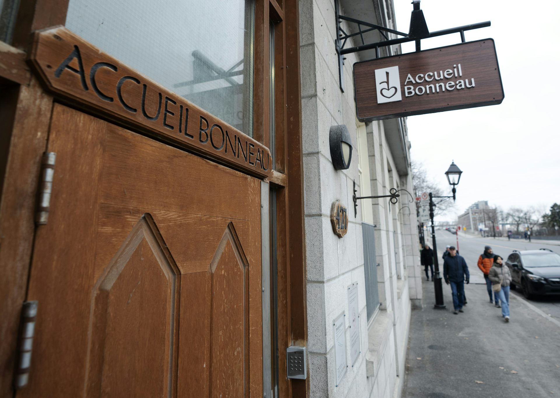 Porte d’entrée du refuge Accueil Bonneau