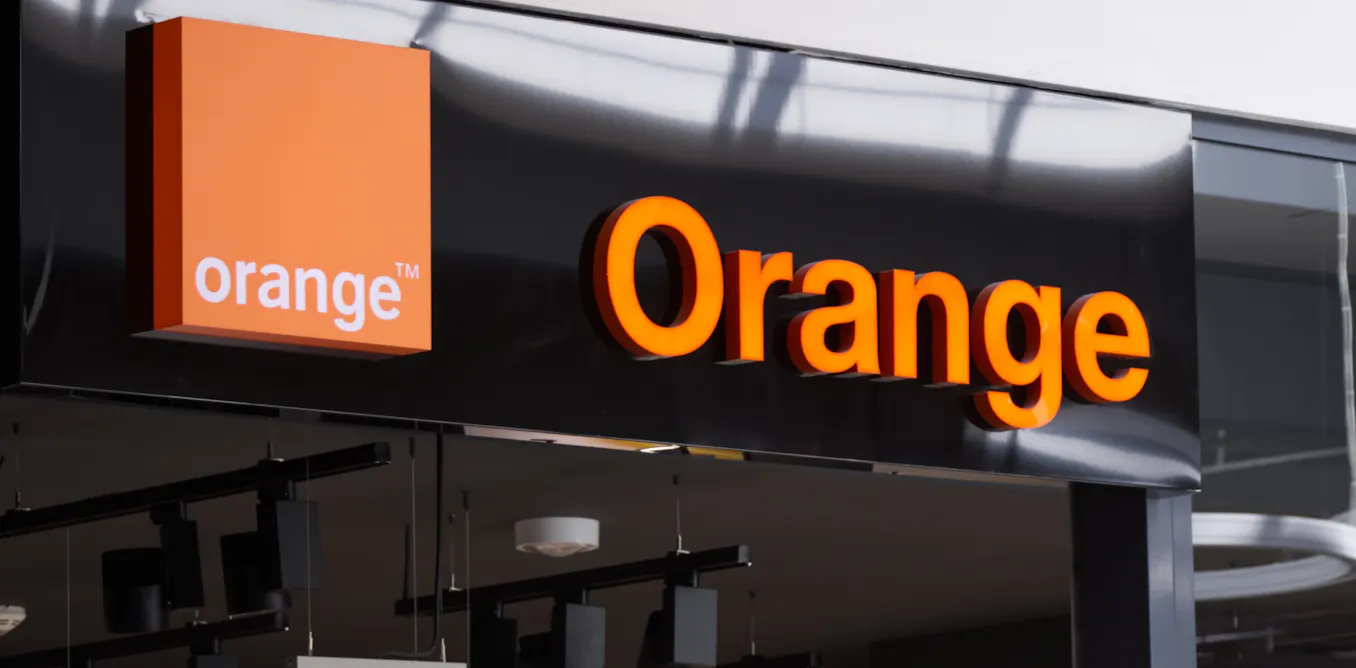 Un mariage La Poste–Orange est-il possible après l’acquisition de l’opérateur italien de télécommunication TIM par Poste Italiane ?