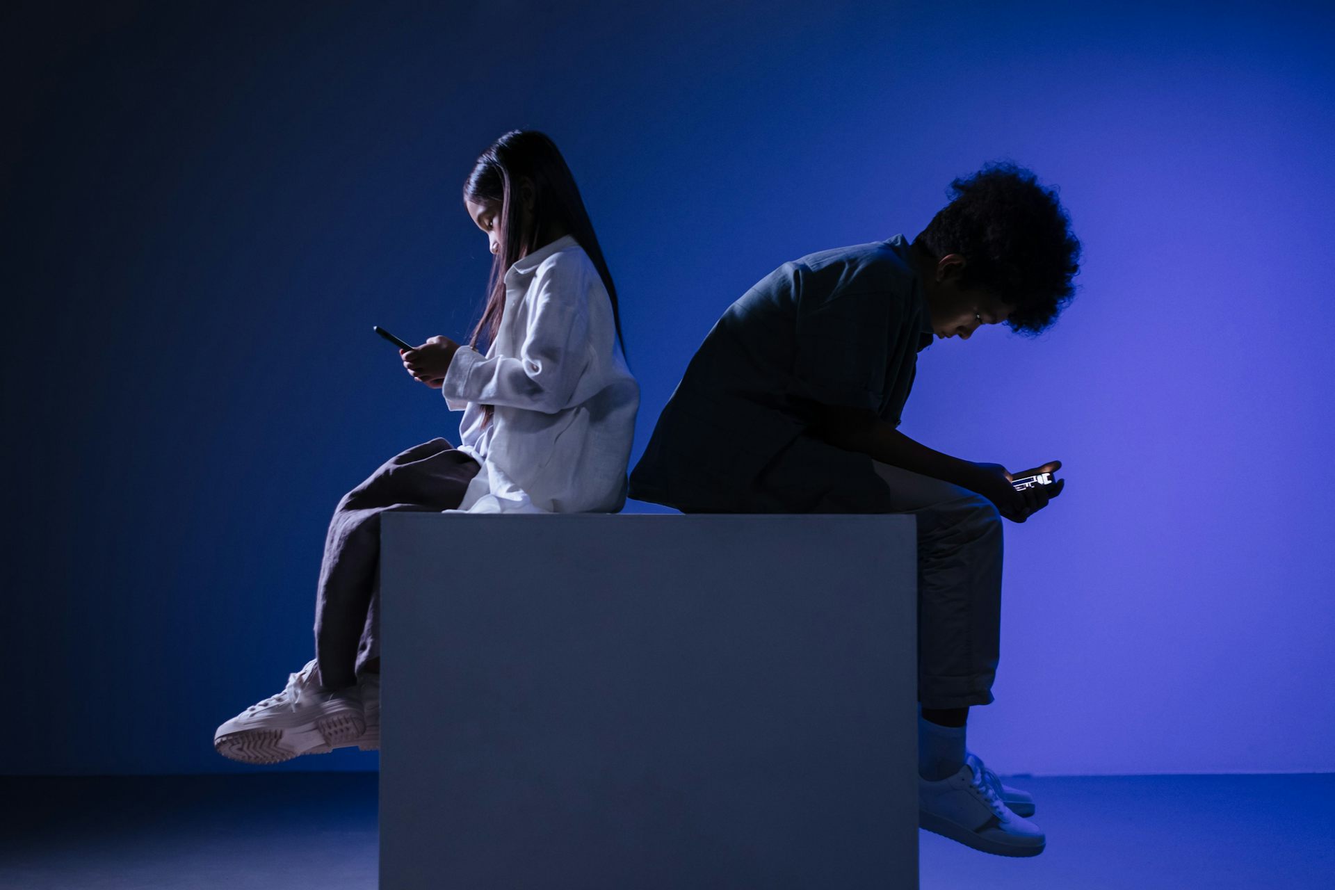 Ruang digital dapat memperkuat kekerasan pada anak yang rentan.