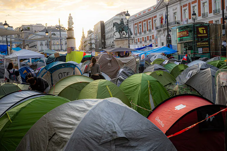 Protest camp in Madrid in support of the right to housing, October 1, 2026.