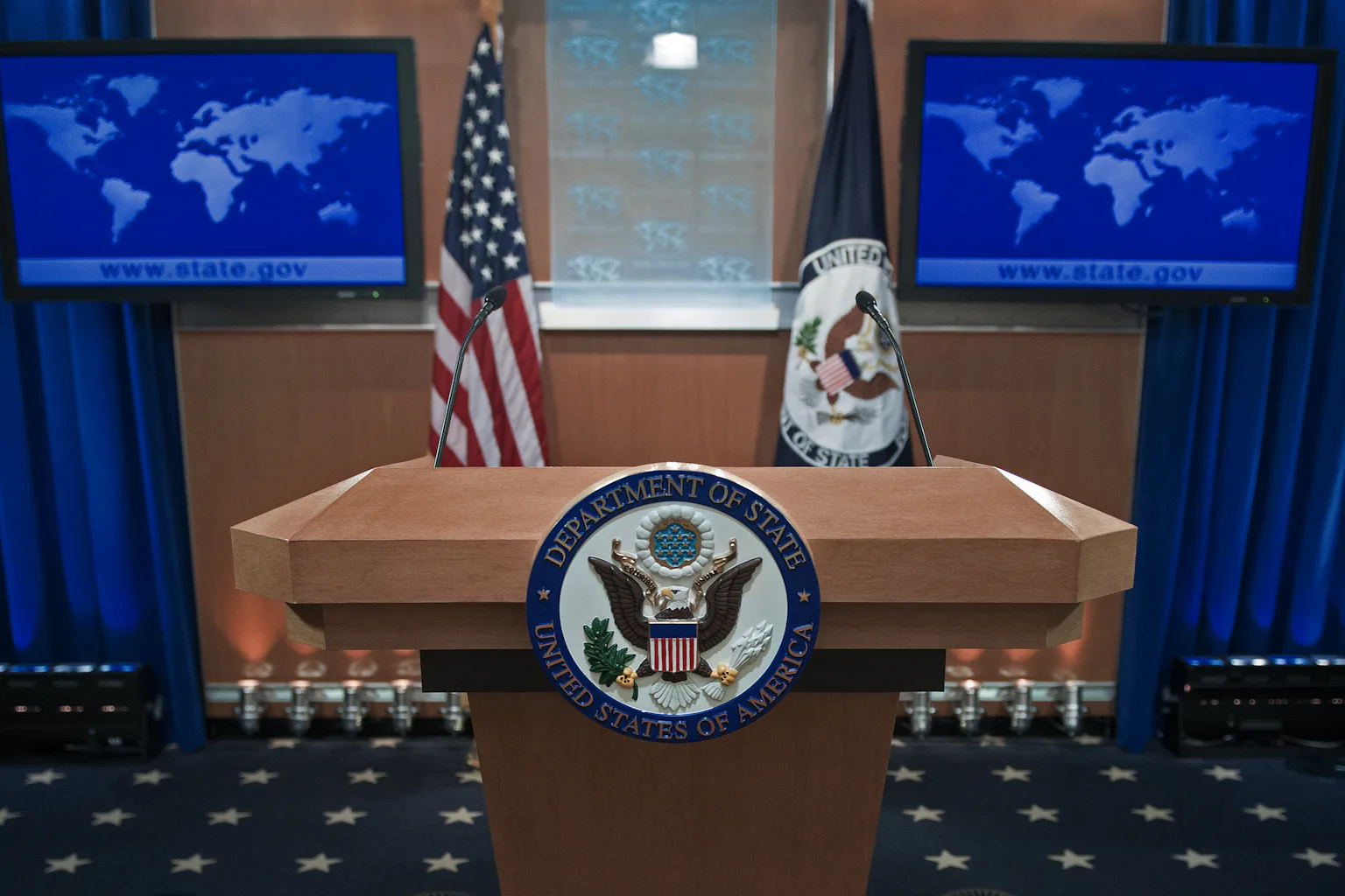 Missing Ambassadors, Inexperienced Appointees – Is Washington Dropping the Diplomatic Ball? Missing Ambassadors, Inexperienced Appointees – Is Washington Dropping the Diplomatic Ball?