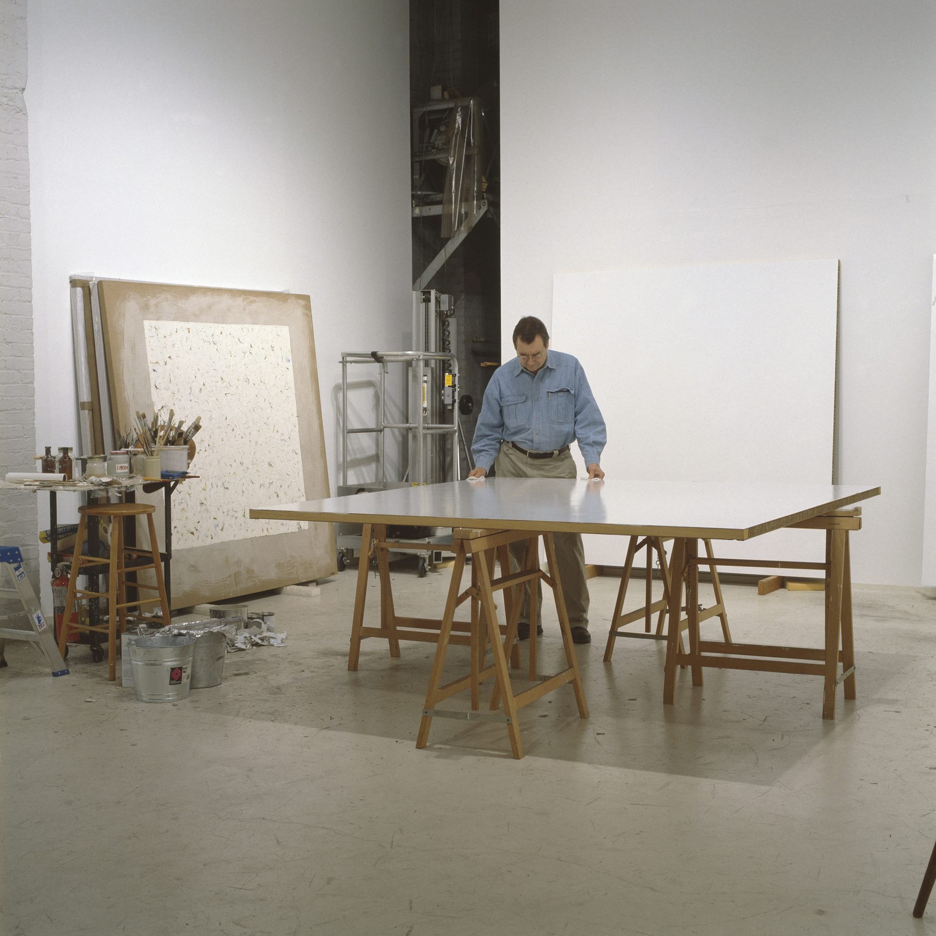 Robert Ryman in his studio