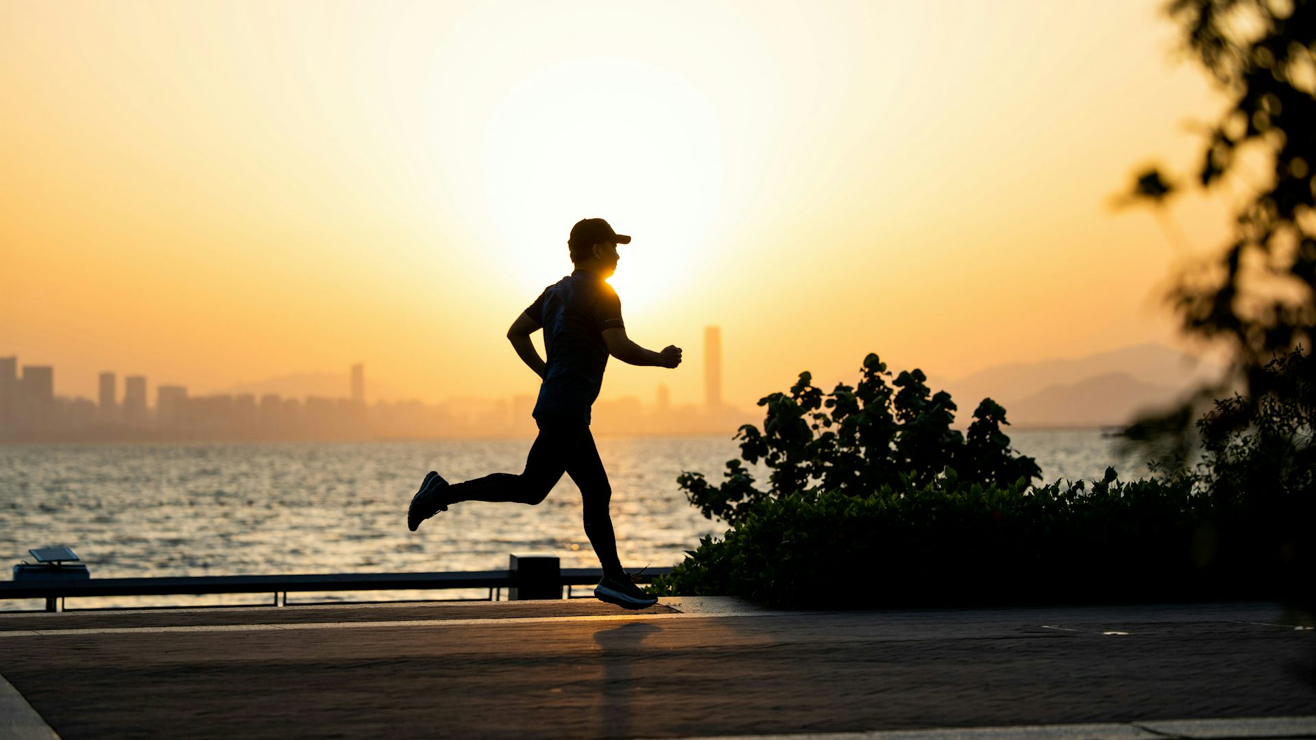Why do runners get so many injuries? And does strength training really make a difference?