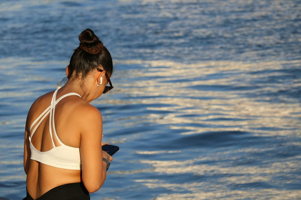 theconversation.com - Meena Jha - You're supposed to turn Bluetooth off when you don't need it - how risky is it really?