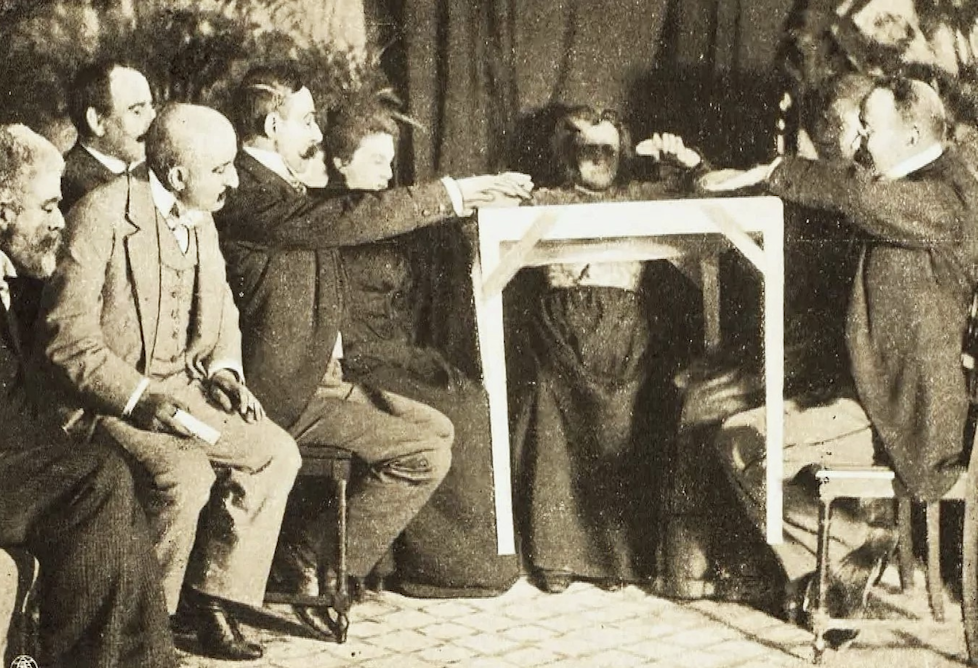 theconversation.com - James Cronin - Victorian spiritualism capitalised on the desire to transcend death to create new ways of making money