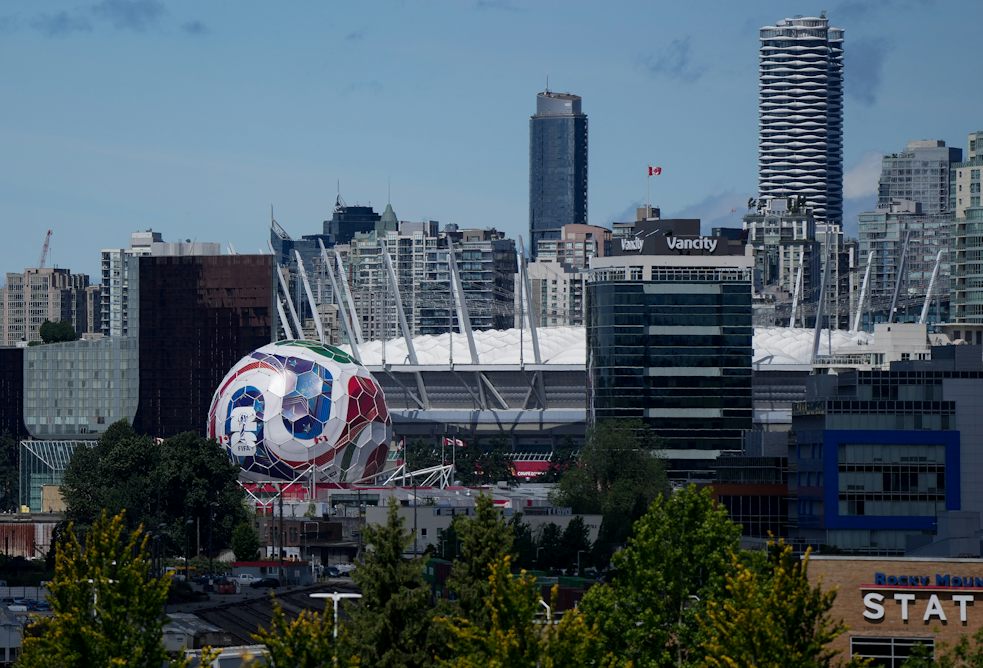 theconversation.com - Rylan Graham - How sports arenas and stadiums are reshaping North America's downtowns