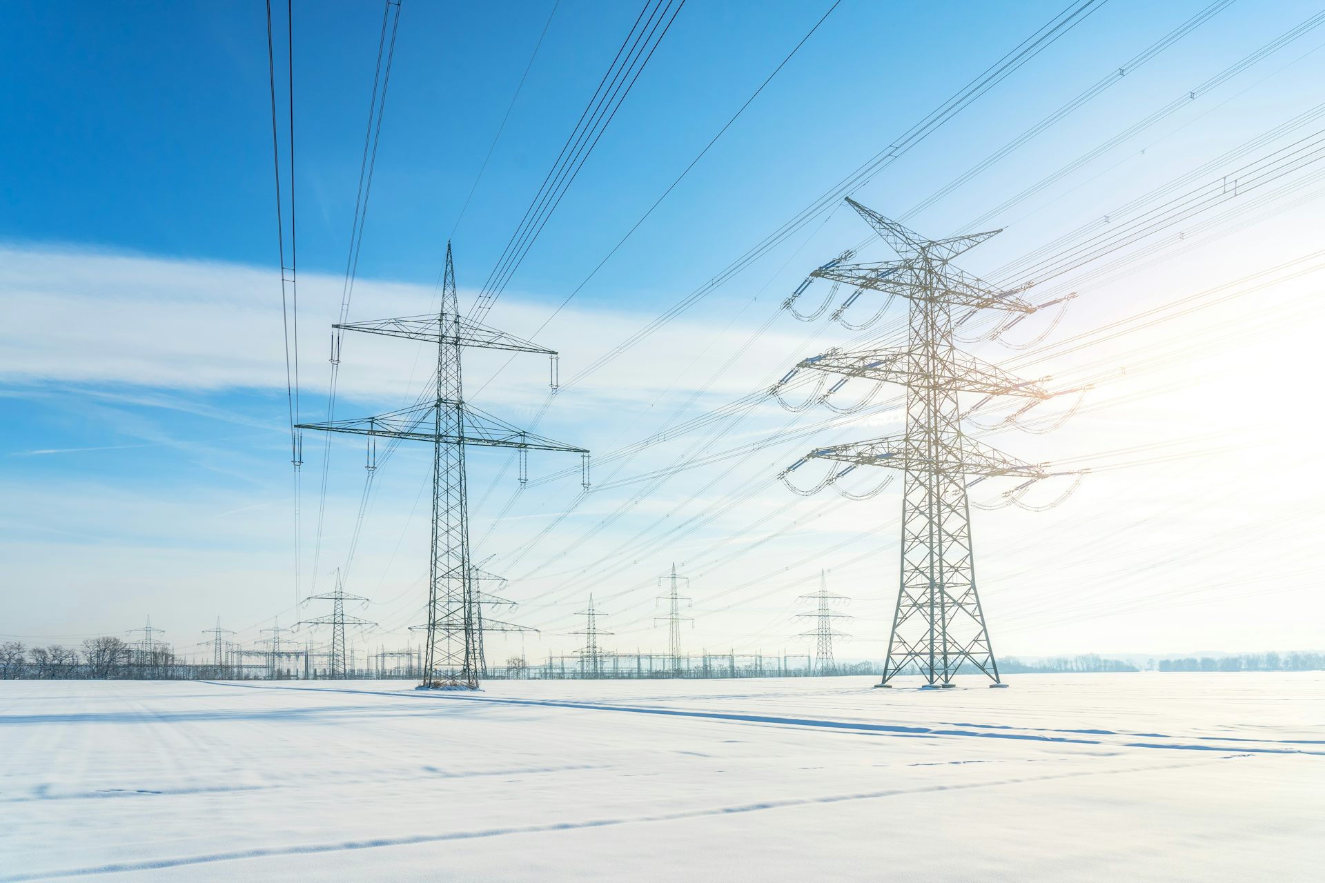 Hot and cold climate extremes push UK’s energy system to its limits ...