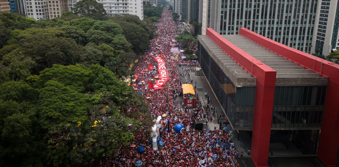 How Lula turned four lessons from the presidential elections in Colombia into a comeback in Brazil’s Sunday runoff