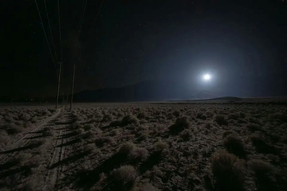 theconversation.com - Richard de Grijs - An American startup wants to sell sunlight after dark. Who gets a say?