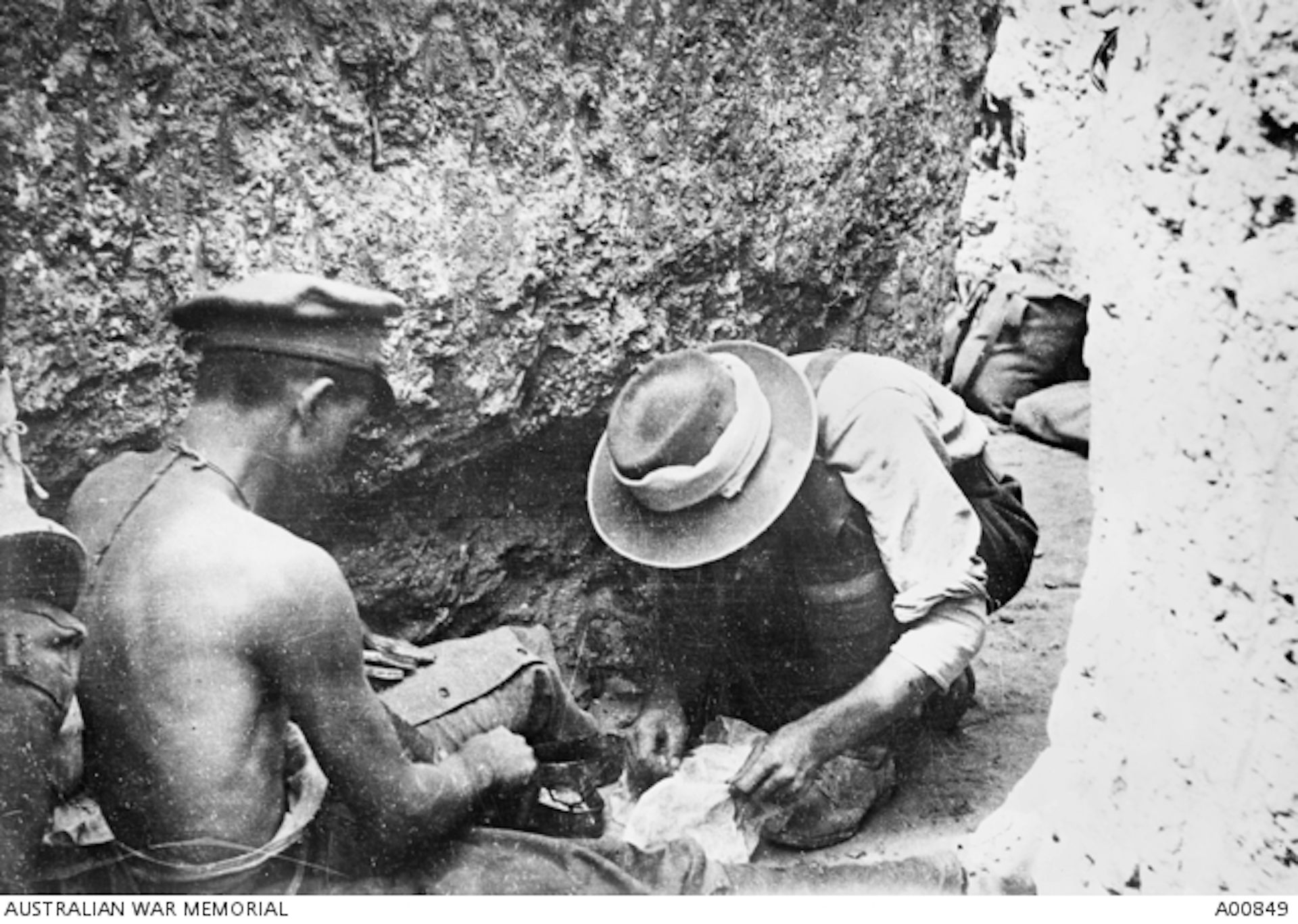 Flies, Filth And Bully Beef: Life At Gallipoli In 1915