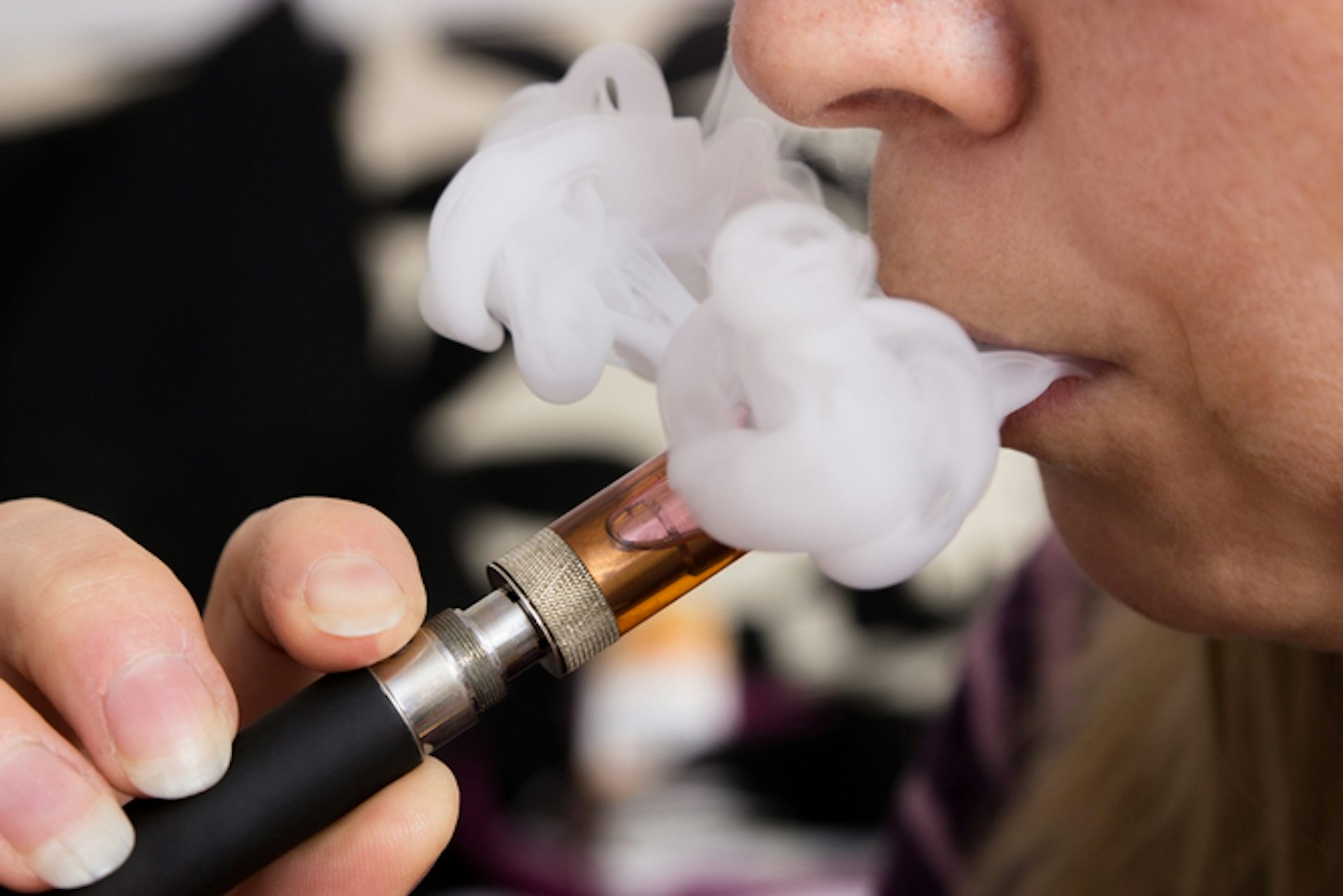 Want to quit smoking Switching to e cigarettes no advantage