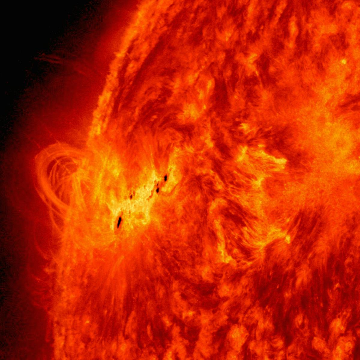 The scorching winds on the surface of the sun – and how we're forecasting them