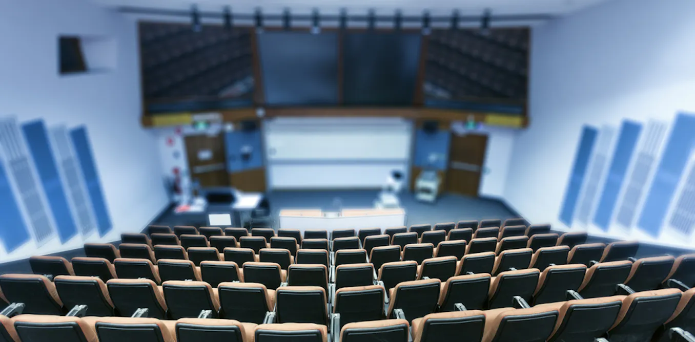 What it takes to teach a large class – and do it well