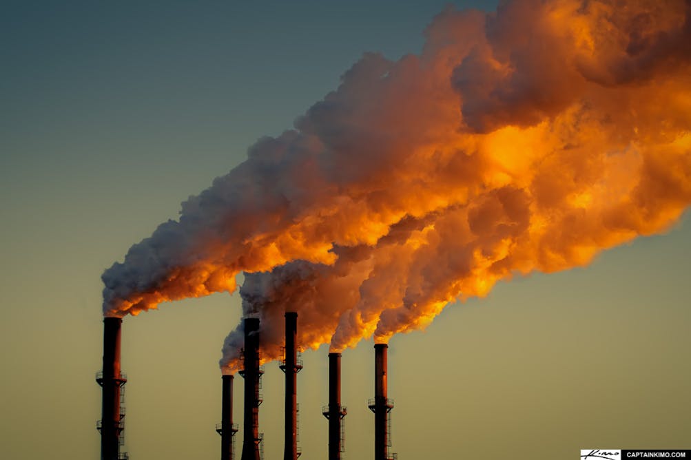 Экологические проблемы нефтяной и газовой промышленности. Загрязнение атмосферного воздуха. Вредные выбросы в атмосферу. Выбросы промышленных предприятий. Химическое загрязнение атмосферы.
