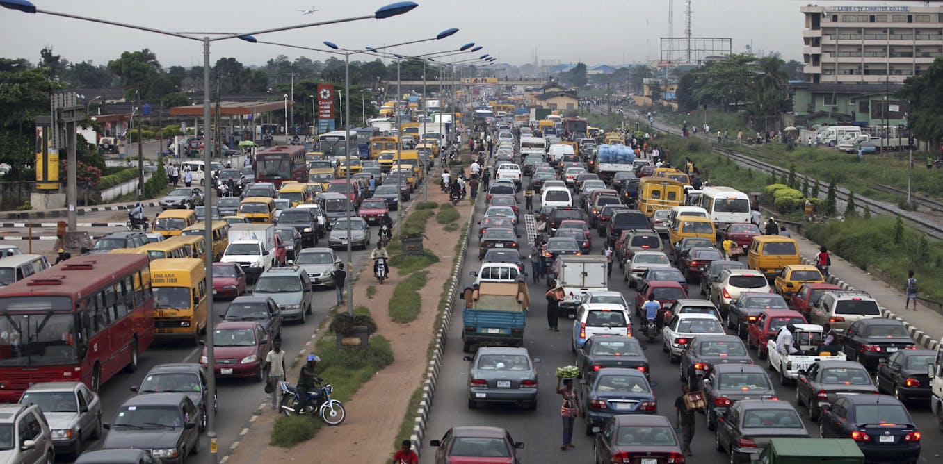 Transport of countries. Лагос Нигерия. Лагос Нигерия пробки. Лагос улицы. Кампала Уганда.