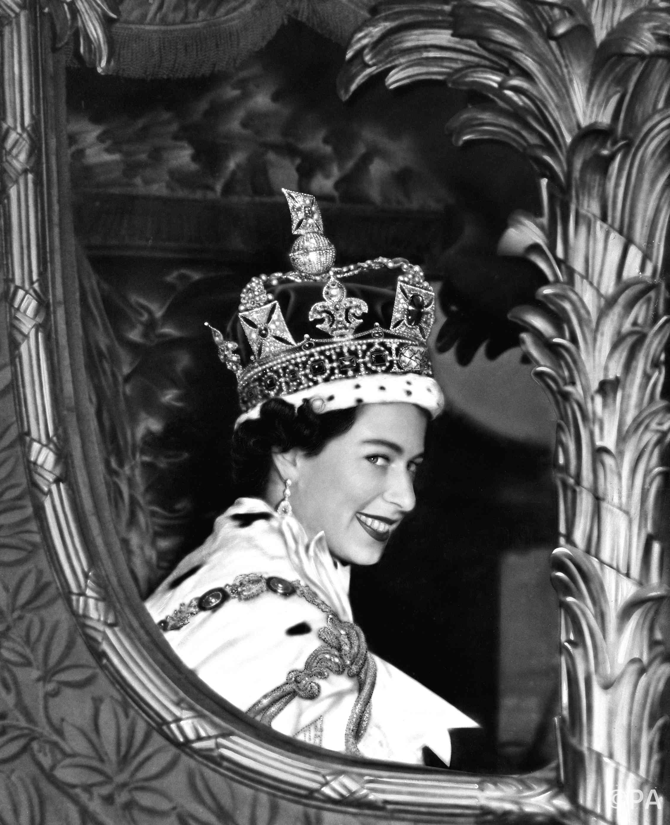 Top 105+ Images queen elizabeth ii coronation dates 6 february 1952 Excellent