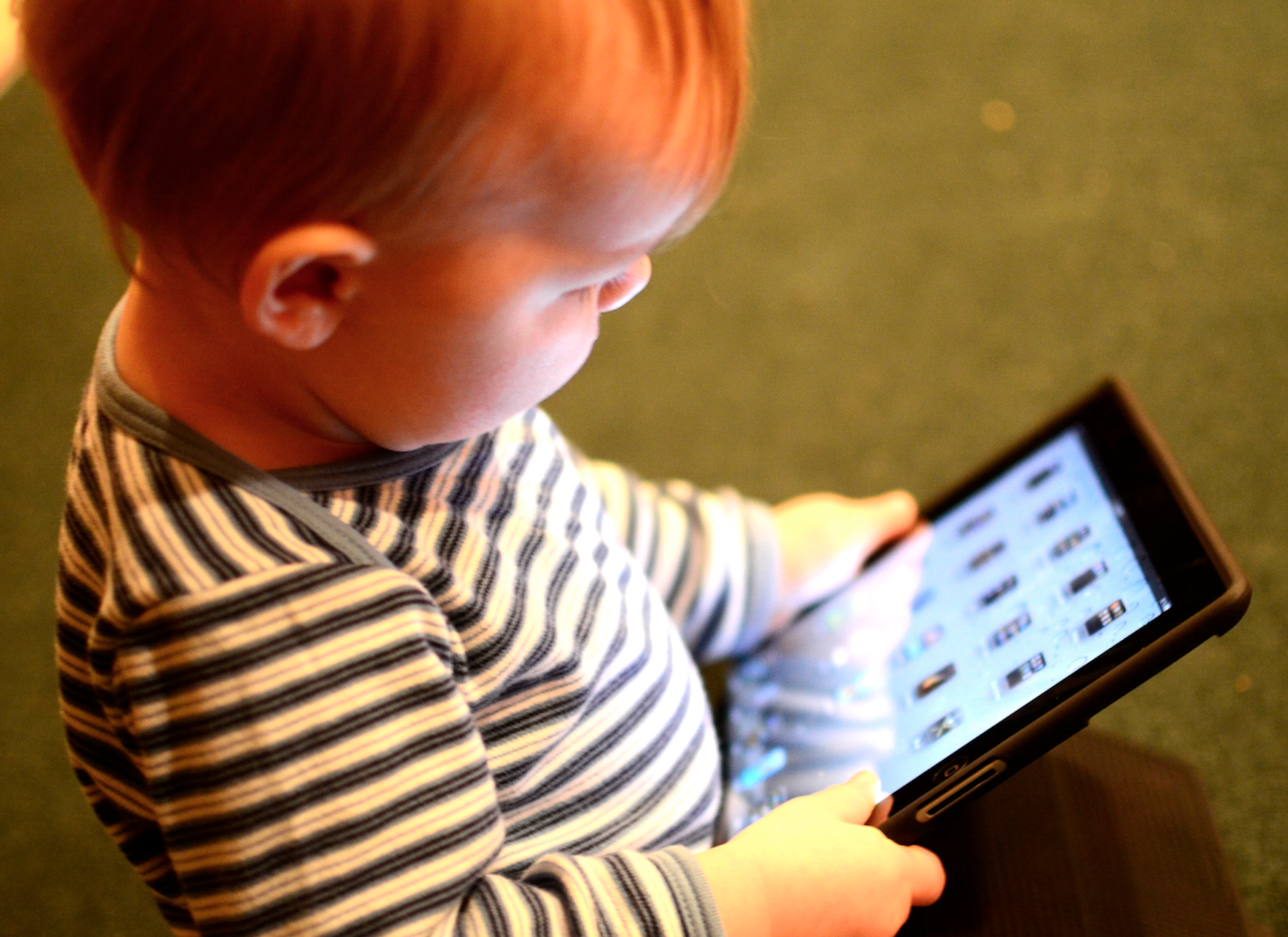 Banning under twos from screens has little basis in evidence